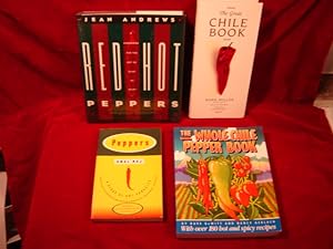 Bild des Verkufers fr Paket von Titeln: / Mixed lot of 4 books: 1. Amal Naj - Peppers. A Story of hot pursuits. New York, First Vintage Books Edition, 1993. / 2. Mark Miller - The Great Chile Book. With John Harrisson. Photography by Lois Ellen Frank. Berkeley California, Ten Speed Press, 1991. / 3. Dave DeWitt and Nancy Gerlach - The Whole Chile Pepper Book. Illustrated by Cyd Riley. With over 180 hot and spicy recipes. Boston, Little Brown and Company, 1990. / 4. Jean Andrews - Red Hot Peppers. A cookbook for the not so faint of heart. New Yor, Macmillan Publishing Company, 1993. zum Verkauf von Antiquariat Olaf Drescher