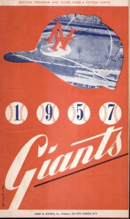 1957 NEW YORK GIANTS BASEBALL PROGRAM & SCORE CARD