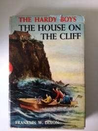 The House On The Cliff (Hardy Boys Mystery Stories)