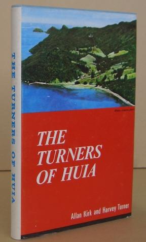 Imagen del vendedor de The Turners of Huia a la venta por Mainly Fiction