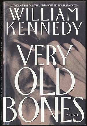 Immagine del venditore per Very Old Bones venduto da Between the Covers-Rare Books, Inc. ABAA