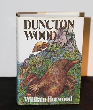 Seller image for Duncton Wood for sale by The Reluctant Bookseller