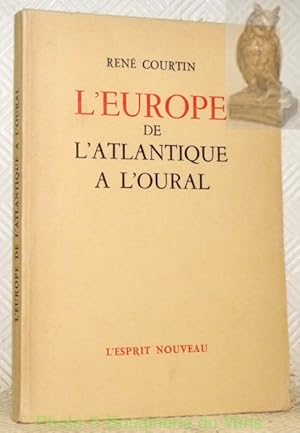 Seller image for L'Europe de l'Atlantique  l'Oural. for sale by Bouquinerie du Varis