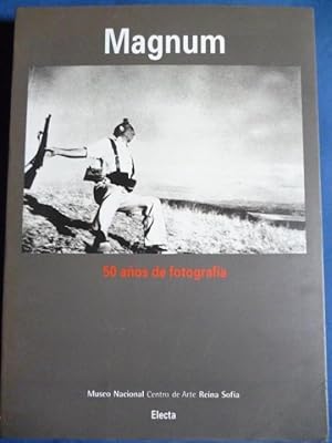 Imagen del vendedor de Magnum. 50 Aos de Fotografa. a la venta por Carmen Alonso Libros