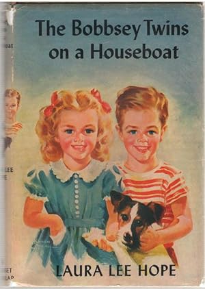 Imagen del vendedor de The Bobbsey Twins On A Houseboat a la venta por Dan Glaeser Books