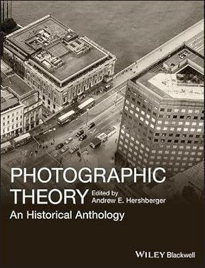 Imagen del vendedor de Photographic Theory (Paperback) a la venta por Grand Eagle Retail