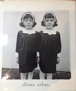 Bild des Verkufers fr Diane Arbus zum Verkauf von Foster Books - Stephen Foster - ABA, ILAB, & PBFA