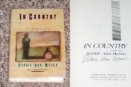 Imagen del vendedor de In Country a la venta por Monroe Street Books