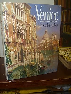 Immagine del venditore per Venice .The Biography of a City venduto da kellow books