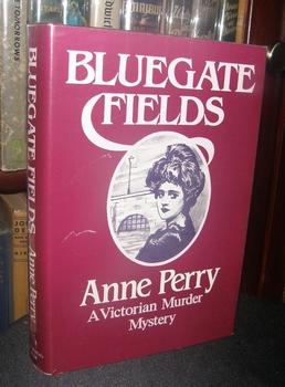 Bild des Verkufers fr Bluegate Fields zum Verkauf von The Reluctant Bookseller