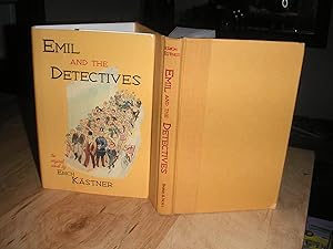 Bild des Verkufers fr Emil and the Detectives zum Verkauf von The Vintage BookStore