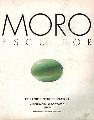 Imagen del vendedor de MORO ESCULTOR. ESPACIOS ENTRE ESPACIOS. a la venta por Librera Torren de Rueda