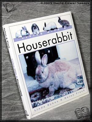Imagen del vendedor de Living with a House Rabbit a la venta por BookLovers of Bath
