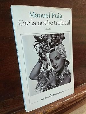 Image du vendeur pour Cae la noche tropical mis en vente par Libros Antuano