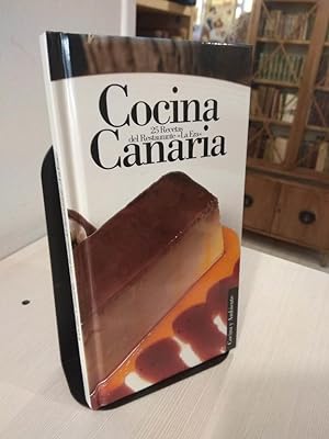 Image du vendeur pour Cocina Canaria - 25 Recetas del Restaurante La Era mis en vente par Libros Antuano