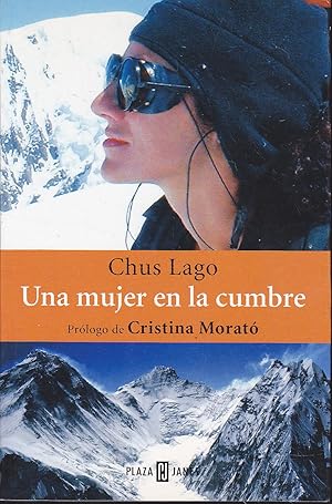 Image du vendeur pour UNA MUJER EN LA CUMBRE 1EDICION Fotos color fuera texto mis en vente par CALLE 59  Libros