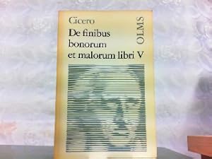 Bild des Verkufers fr De finibus bonorum et malorum. Libri V. Io. Nicolaus Madvigius recensuit et enarravit. zum Verkauf von Antiquariat Ehbrecht - Preis inkl. MwSt.