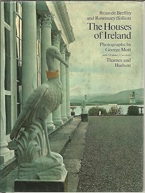 Seller image for THE HOUSES OR IRELAND. DOMESTIC ARCHITECTURE FROM THE MEDIEVAL CASTLE TO THE EDWARDIAN VILLA. for sale by Librera Javier Fernndez