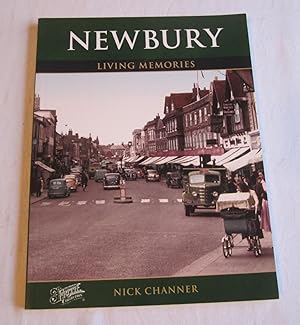 Immagine del venditore per Newbury: Living Memories venduto da Dandy Lion Editions