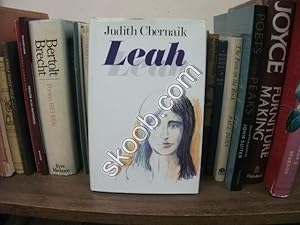 Bild des Verkufers fr Leah zum Verkauf von PsychoBabel & Skoob Books