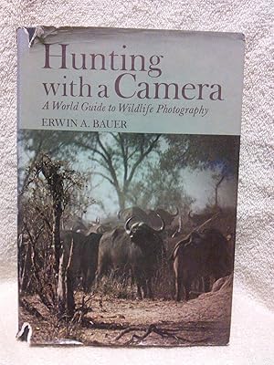 Hunting with a Camera: a World Guide to Wildlife Photography