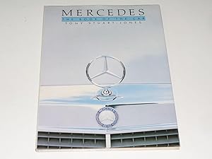 Immagine del venditore per Mercedes - The Book of the Car venduto da Simon Lewis Transport Books