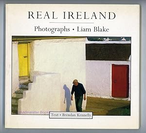Immagine del venditore per Real Ireland venduto da Andmeister Books