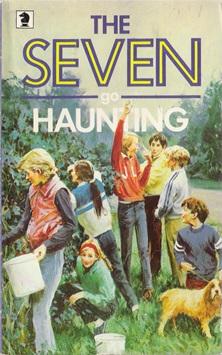 Image du vendeur pour The Seven Go Haunting (Secret Seven) mis en vente par Caerwen Books