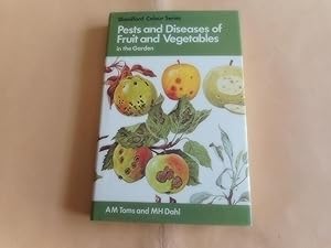 Imagen del vendedor de Pests and Diseases of Fruit and Vegetables in the Garden a la venta por David Pearson