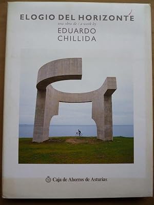 Imagen del vendedor de Elogio del Horizonte. Una obra de / a work by Eduardo Chillida. Fotografas: Jess Uriarte. Textos: Fernando Huici. Eplogo Thomas M. Messer. a la venta por Carmichael Alonso Libros