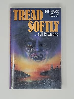 Immagine del venditore per Tread Softly venduto da Cross Genre Books