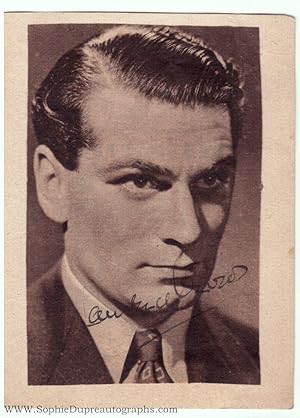 Striking Signed Magazine Portrait Photograph, (Laurence, Lord, 1907-1989, Actor & Director)