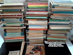 Konvolut aus über 300 verschiedenen Heften und Büchern aus 1941 bis 1990