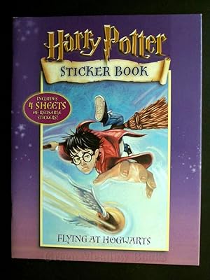 HARRY POTTER FLYING AT HOGWARTS STICKER BOOK