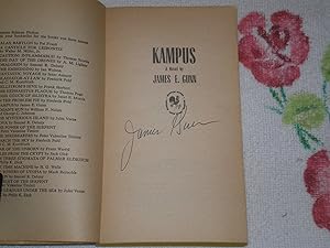 Immagine del venditore per Kampus: Signed venduto da SkylarkerBooks
