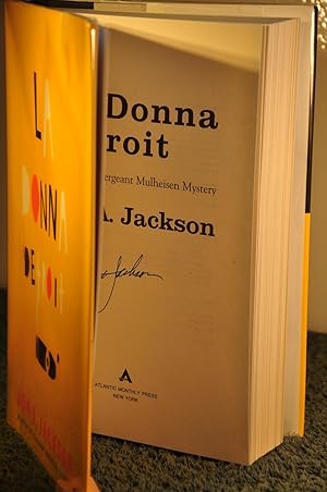 Seller image for La Donna Detroit:a Detective Sergeant Mulheisen Mystery **SIGNED** for sale by Longs Peak Book Company