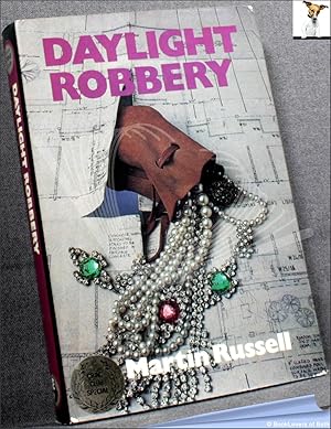 Bild des Verkufers fr Daylight Robbery zum Verkauf von BookLovers of Bath