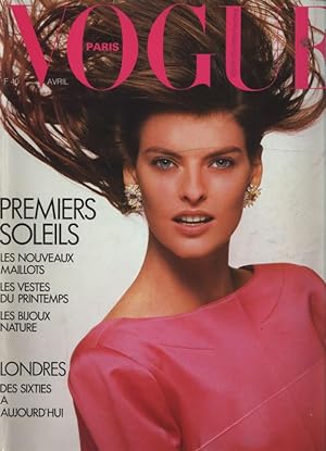 VOGUE, Paris, Avril 1988. Premiers Soleils. Les Nouveaux Maillots. Les Vestes du printemps. Les B...