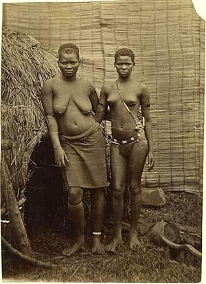 Real b&w vintage photograph: Southern African Mother and Daughter