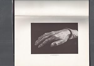 Seller image for HNDE Eine Sammlung von Handabbildungen grosser Toter und Lebender - Mit einer Einfhrung in die Handkunde / HANDS A collection of hand-made illustrations of the great dead and living - with an introduction to hand studies for sale by ART...on paper - 20th Century Art Books