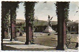 Imagen del vendedor de Tarjeta Postal: BILBAO. Paseo de la Prgola en el Parque. a la venta por angeles sancha libros