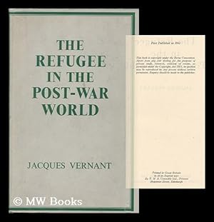 Image du vendeur pour The Refugee in the Post-War World mis en vente par MW Books