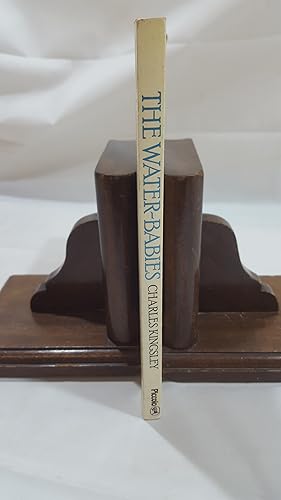 Bild des Verkufers fr THE WATER-BABES. zum Verkauf von Cambridge Rare Books