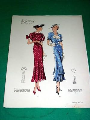 Bild des Verkufers fr Gravure de mode en couleurs de 1935 reprsentant deux modles de robes. zum Verkauf von JOIE DE LIRE