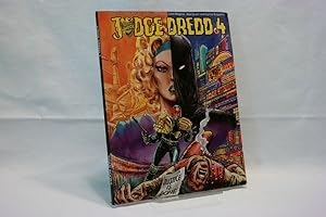 Imagen del vendedor de Judge Dredd: Bk. 4 (Chronicles of Judge Dredd) a la venta por Antiquariat Wilder - Preise inkl. MwSt.