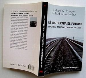 Seller image for Qu Nos Depara el Futuro : Perspectivas Desde Las Ciencias Sociales for sale by La Social. Galera y Libros
