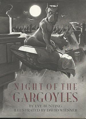 Bild des Verkufers fr Night of the Gargoyles zum Verkauf von E. M. Maurice Books, ABAA