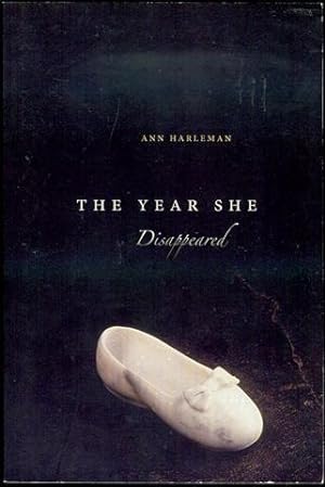 Imagen del vendedor de The Year She Disappeared a la venta por Bookmarc's