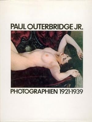 Paul Outerbridge jr. Photographien 1921-1939. Text v. Graham Howe u. Jacqueline Markham.