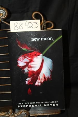 Immagine del venditore per Twilight: New Moon venduto da Princeton Antiques Bookshop